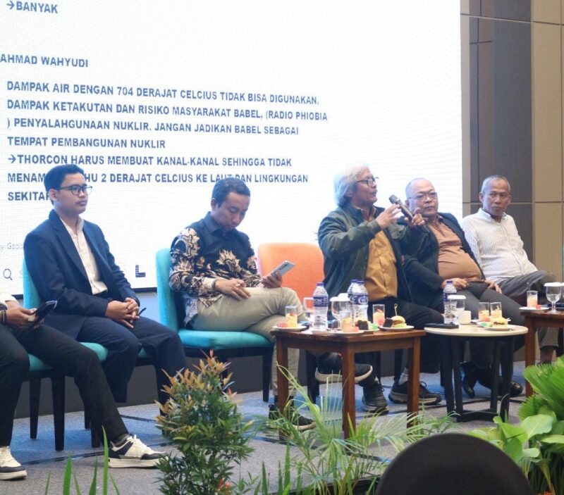 Caption : Dr Ir Agus Puji Prasetyono anggota Dewan Energi Nasional (DEN) Periode 2021-2025 saat menjadi narasumber diskusi publik, Aston Emidary Bangka Hotel Conference Center Pangkalpinang, Sabtu 7 Febuari 2026.