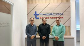 Caption : Eka Mulya Putra, direktur BUMD Babel PT BBBS (kanan), Novi Adriyanto, Kepala Cabang Bangka Belitung PT Thorcon Power Indonesia (tengah) dan Rikky Fermana, Penanggungjawab KBO Babel (kiri)